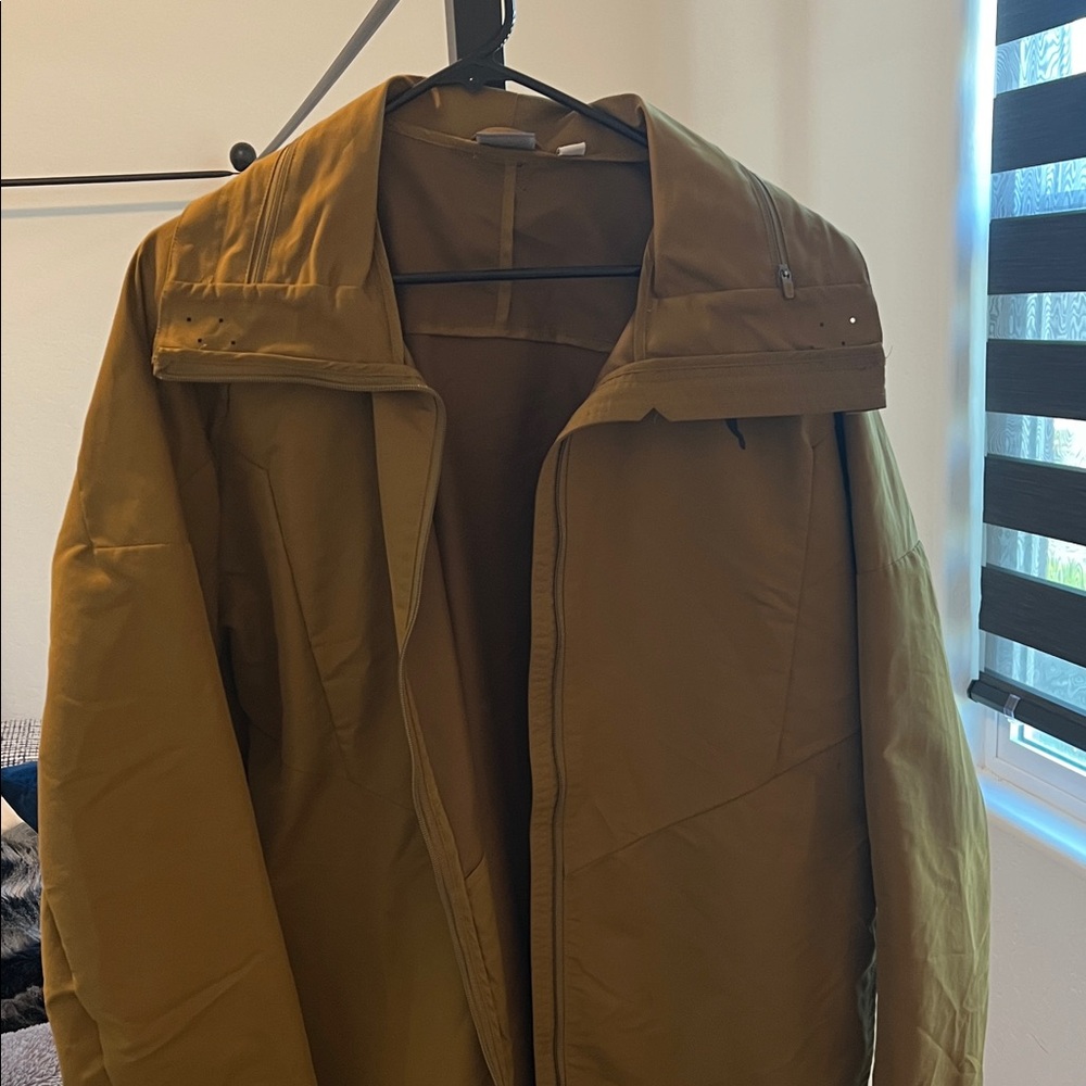 Puma Men's Tan Lightweight Jacket
